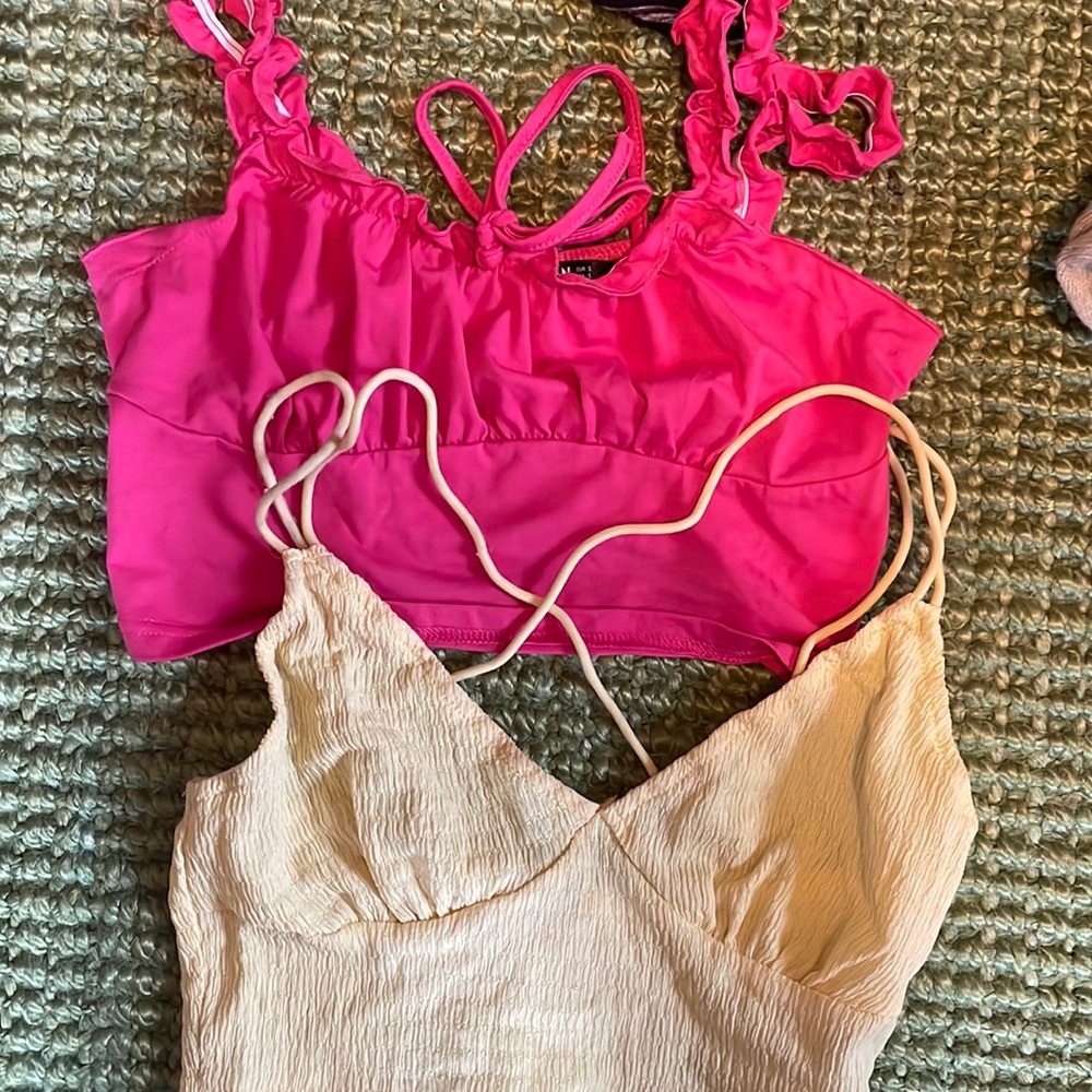 2 for 8!! Summertime crop tops never worn before